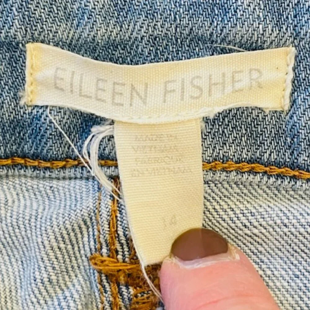 Eileen Fisher Boyfriend Jeans Organic Cotton 14 Light Wash Denim (36x28) - Picture 7 of 8